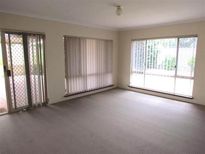 13 Young Lane, Parkwood WA 6147