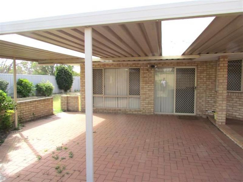 13 Young Lane, Parkwood WA 6147