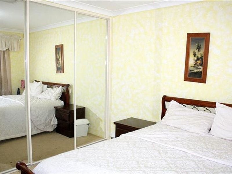 21 Elliot Place, Thornlie WA 6108