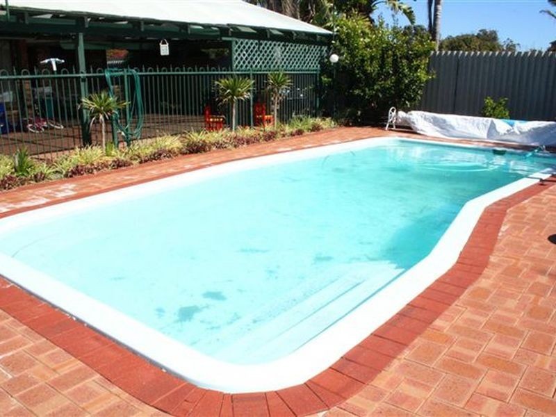 21 Elliot Place, Thornlie WA 6108