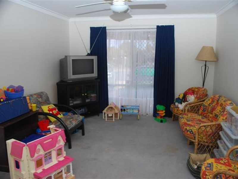 10 Stone Court, Bibra Lake WA 6163