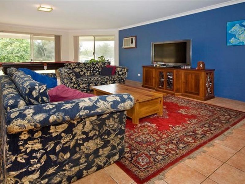 130 Old Dairy Court, Oakford WA 6121