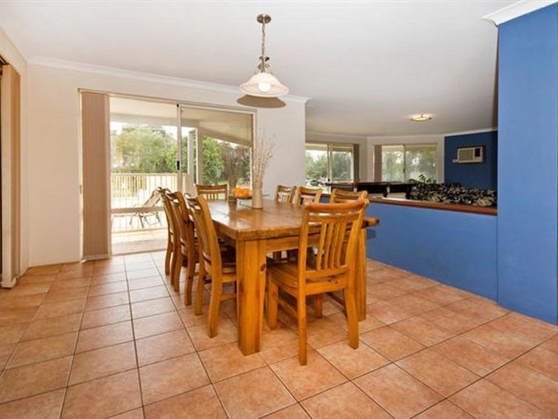 130 Old Dairy Court, Oakford WA 6121