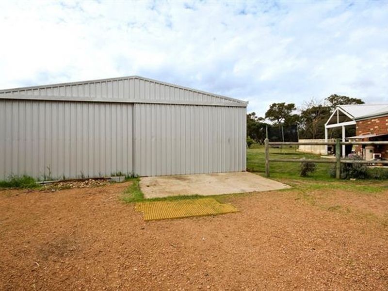 130 Old Dairy Court, Oakford WA 6121