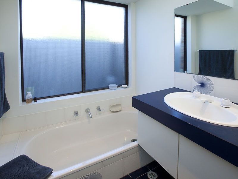 26 Villiers Way, Parkwood WA 6147