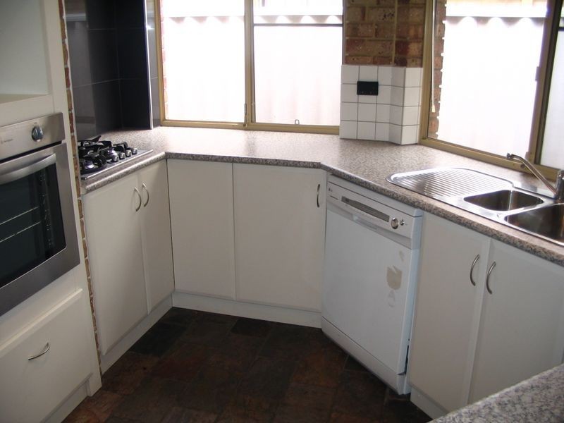 15 Pegley Drive, Parkwood WA 6147