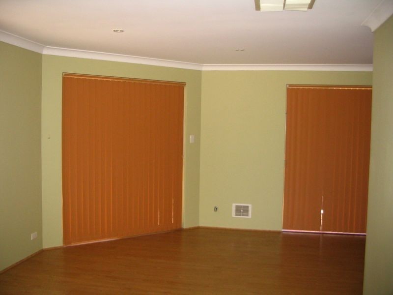 15 Pegley Drive, Parkwood WA 6147