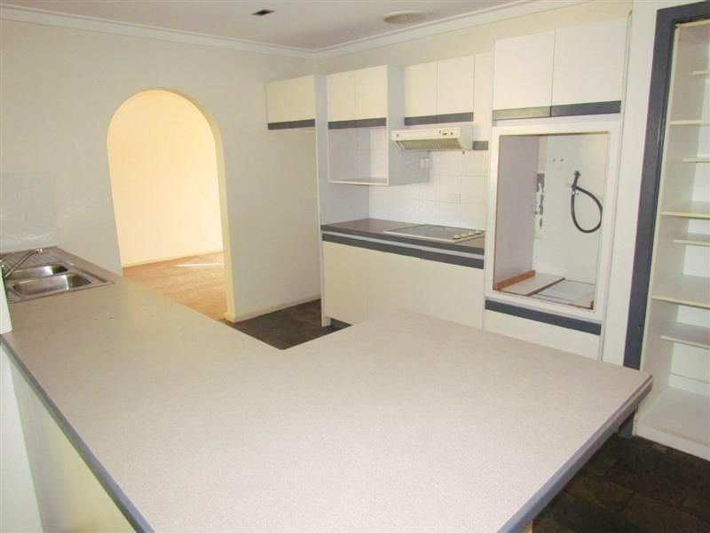 8 Plover Drive, Willetton WA 6155