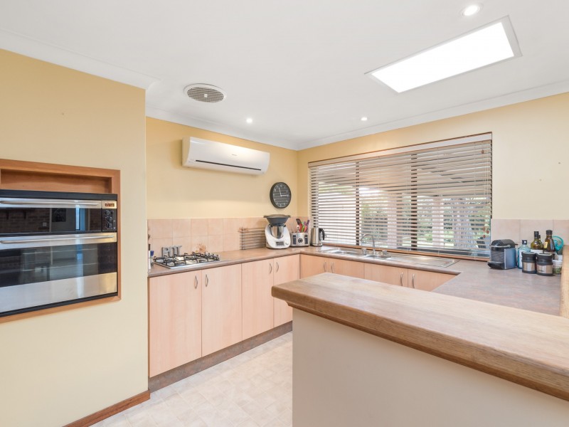 3 Holly Place, Willetton WA 6155