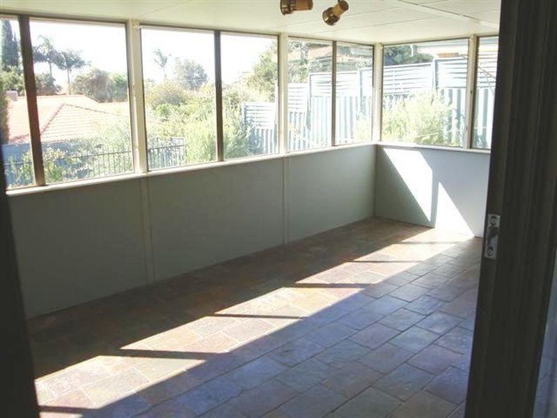 10 Donata Court, Willetton WA 6155