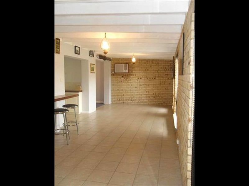 60 Bull Creek Road, Rossmoyne WA 6148