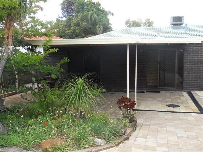 60 Bull Creek Road, Rossmoyne WA 6148