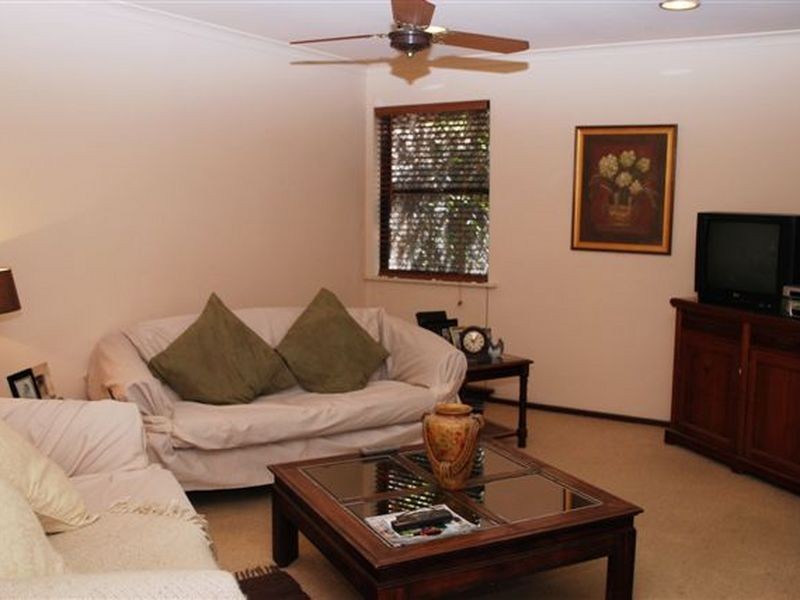 10/3 Acacia Place, Lynwood WA 6147