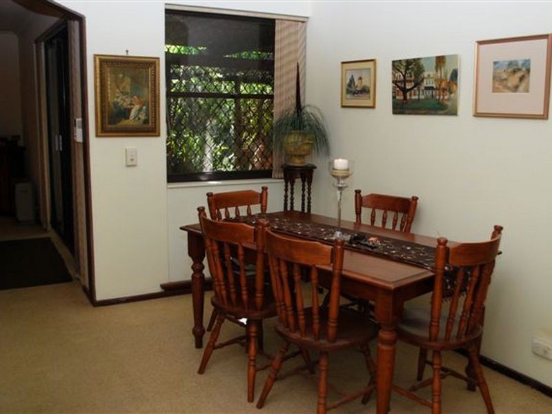 10/3 Acacia Place, Lynwood WA 6147