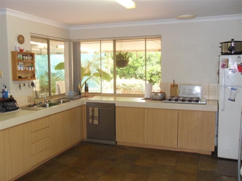3 Tranquility Place, Maddington WA 6109