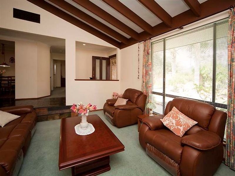 15 Verdon Place, Riverton WA 6148