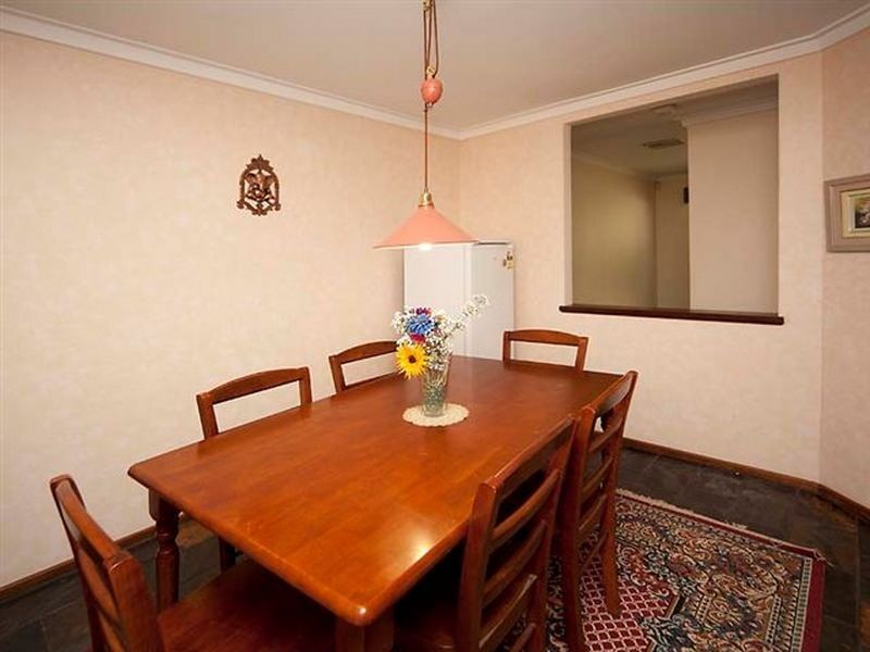 15 Verdon Place, Riverton WA 6148