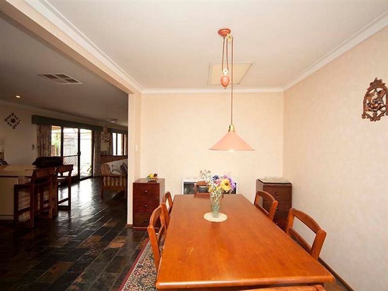 15 Verdon Place, Riverton WA 6148