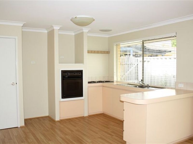 8b Torres Place, Willetton WA 6155