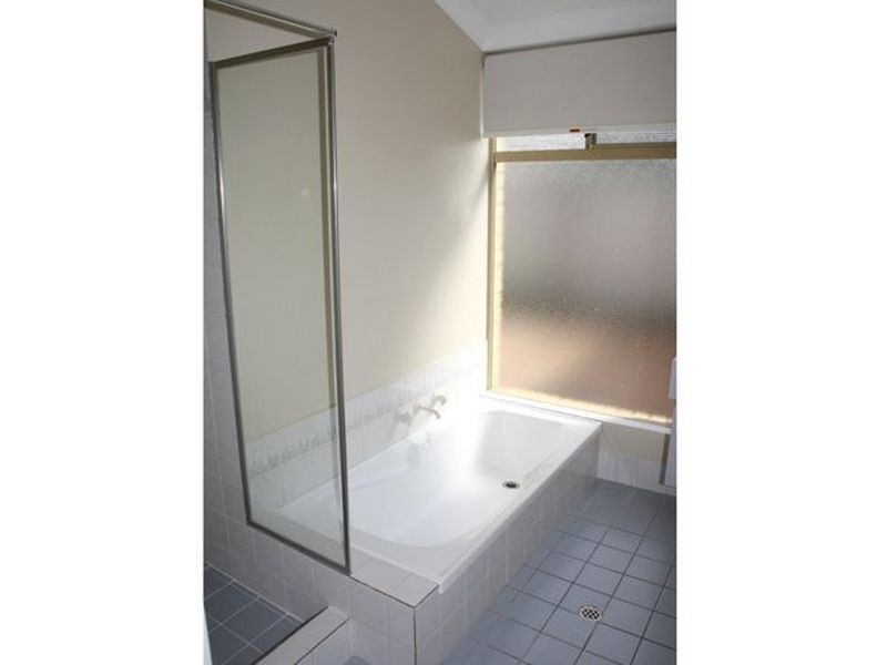 8b Torres Place, Willetton WA 6155