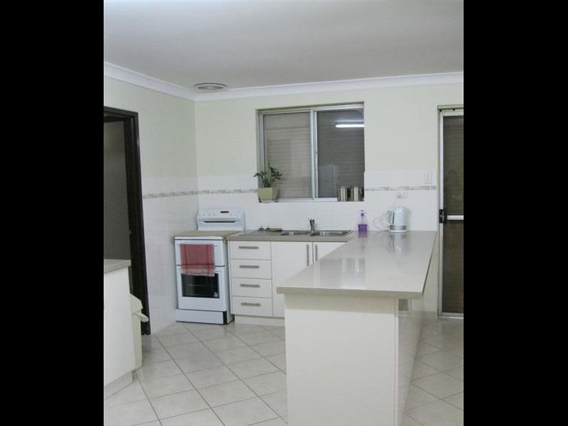 11 Matthew Way, Thornlie WA 6108