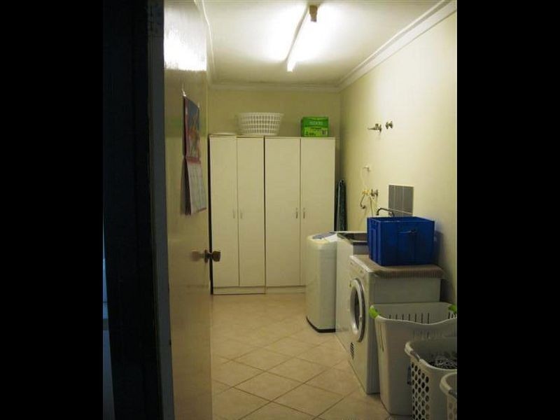 11 Matthew Way, Thornlie WA 6108