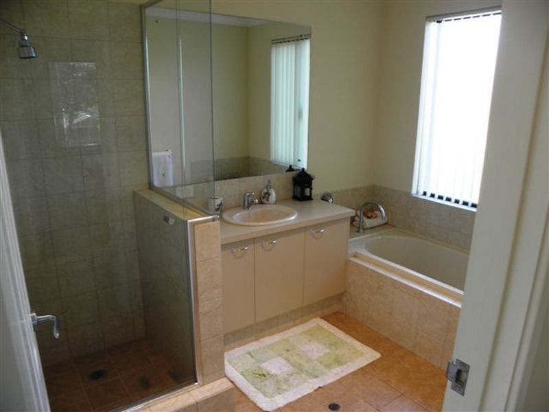 90 Tribute Street, Shelley WA 6148