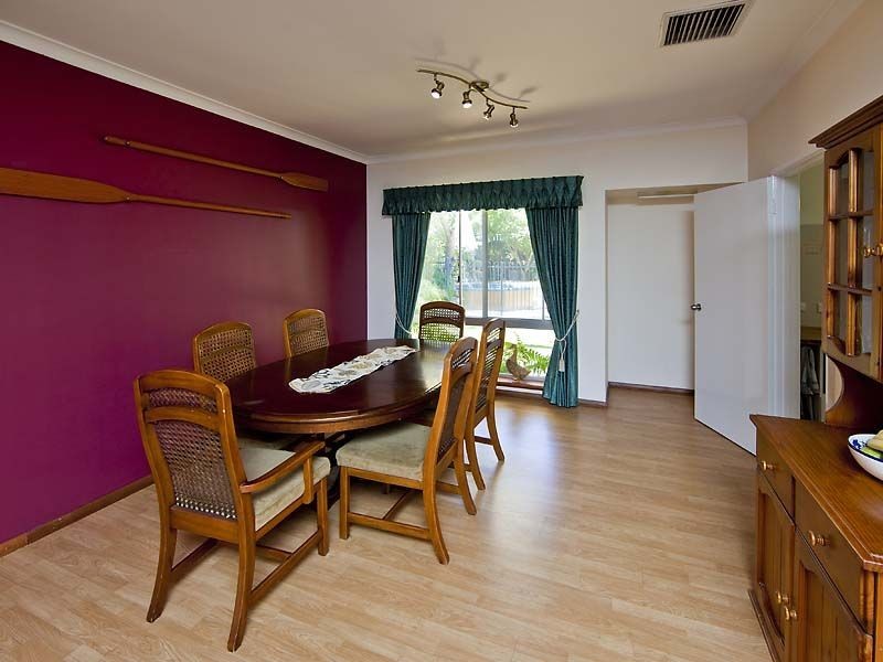 40 Sovereign Avenue, Willetton WA 6155