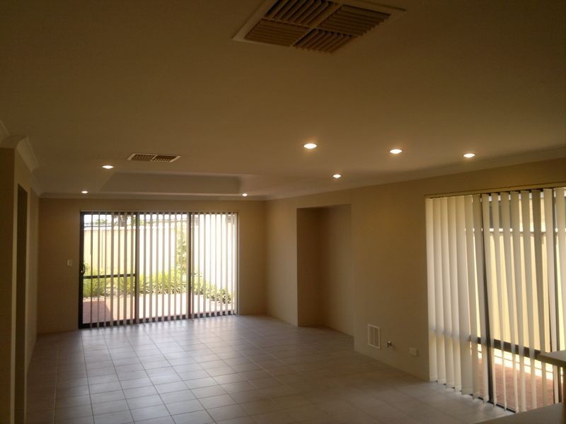 3/27 Wiltshire Ave, Thornlie WA 6108