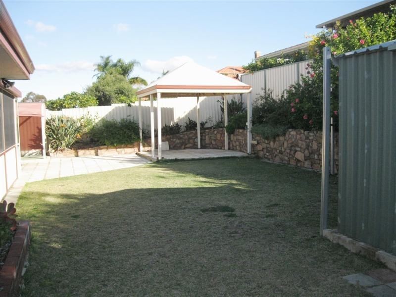 27 Darian Drive, Willetton WA 6155