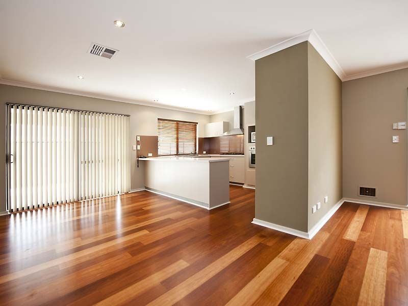 130 Barbican Street East, Shelley WA 6148