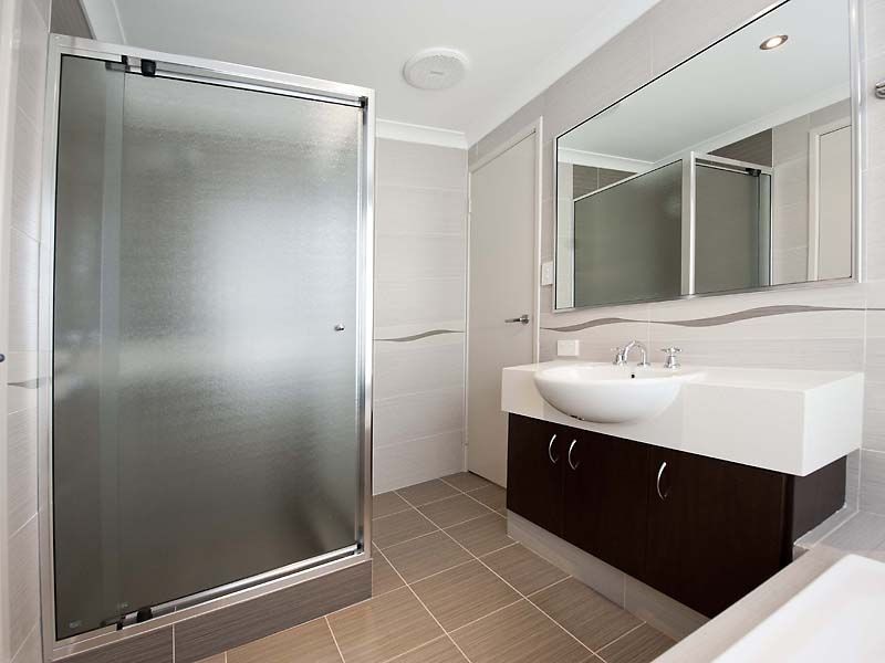 130 Barbican Street East, Shelley WA 6148