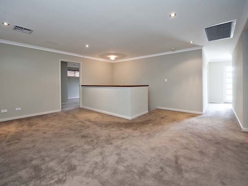 130 Barbican Street East, Shelley WA 6148