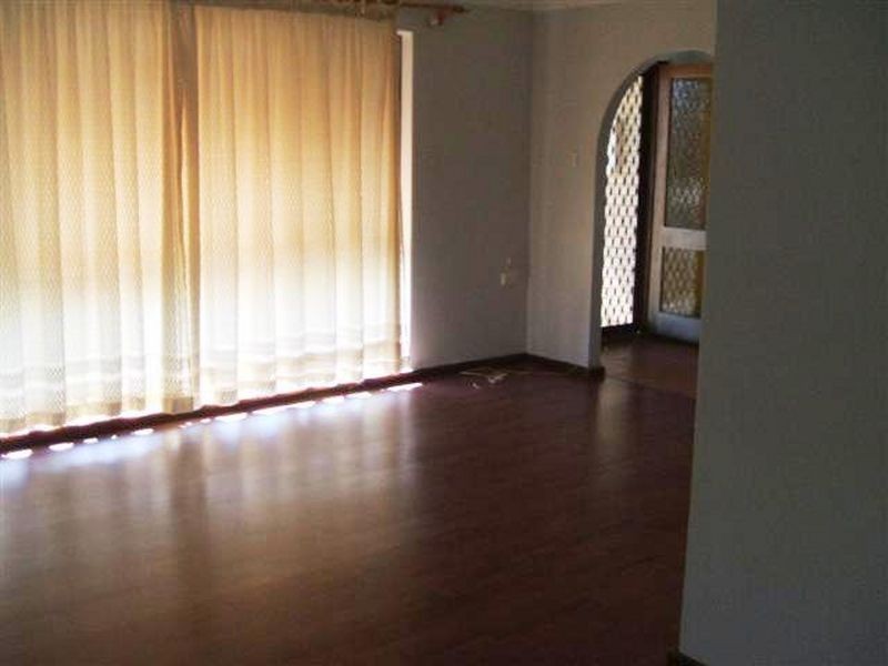 30 Merley Way, Parkwood WA 6147