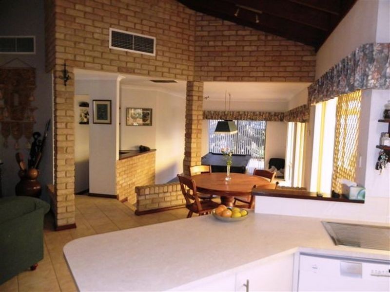 45 Matthew Avenue, Leeming WA 6149