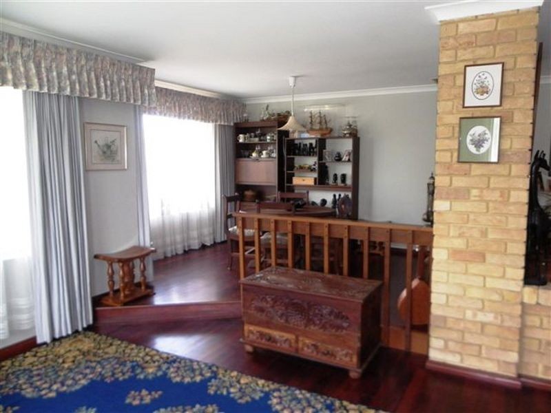 45 Matthew Avenue, Leeming WA 6149