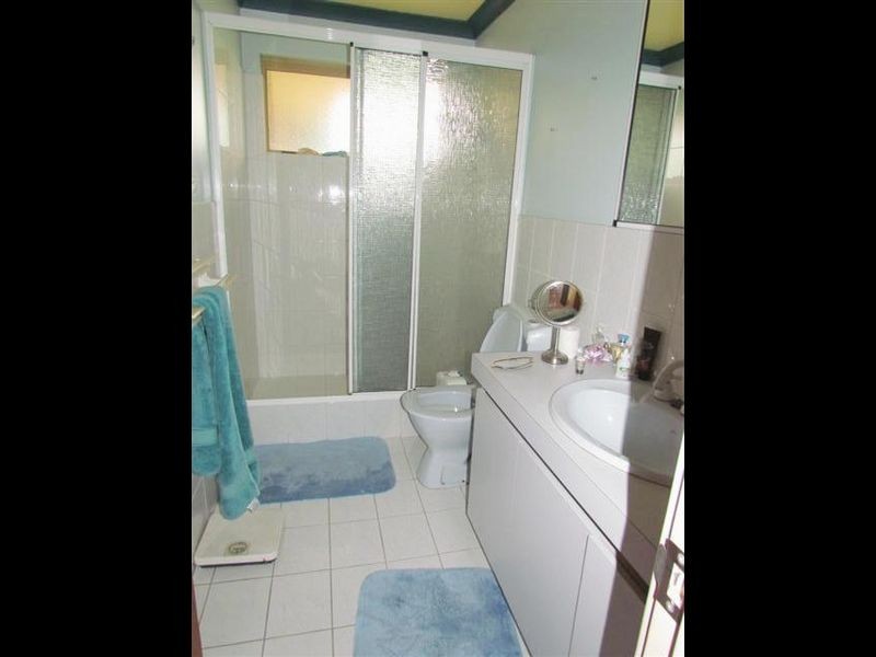 17B Sixth Avenue, Shelley WA 6148