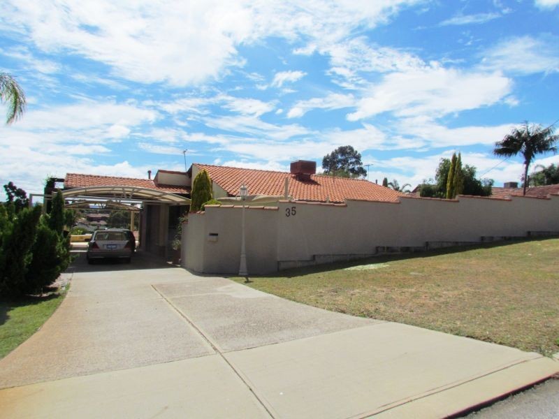 35 Flamingo Way, Willetton WA 6155