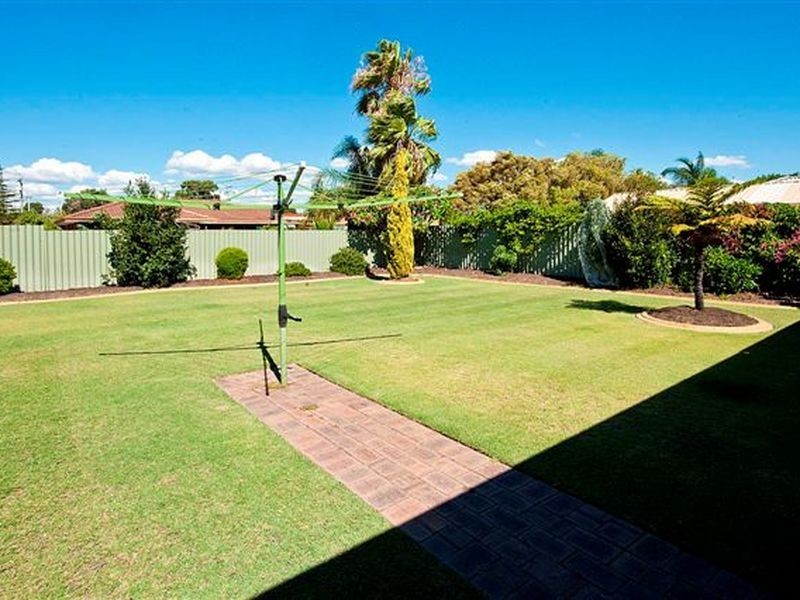 11 Ringarooma Way, Willetton WA 6155