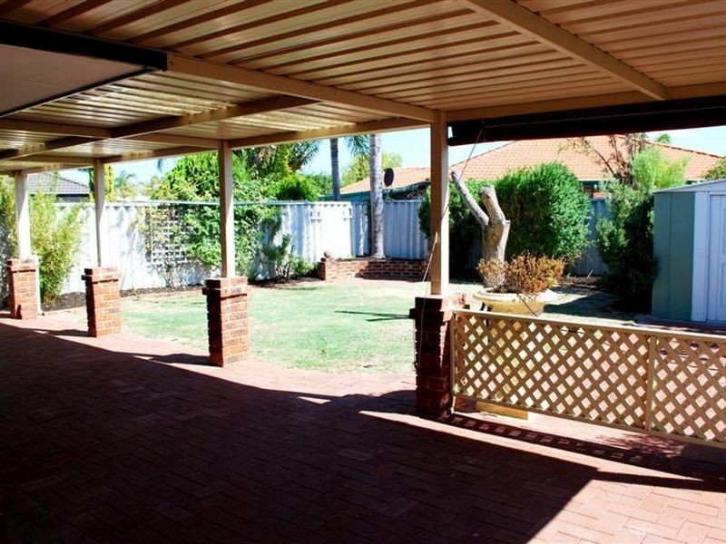 8 Folland Parade, Atwell WA 6164
