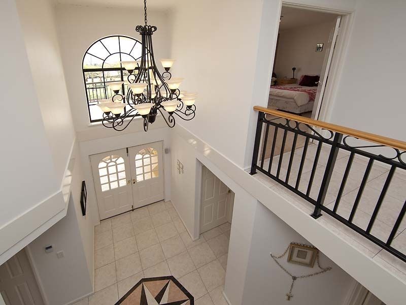 8 Bennett Drive, Canning Vale WA 6155