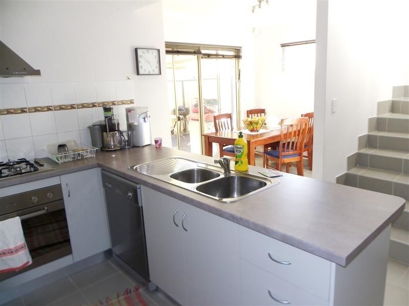 1/6 Morgan Street, Cannington WA 6107