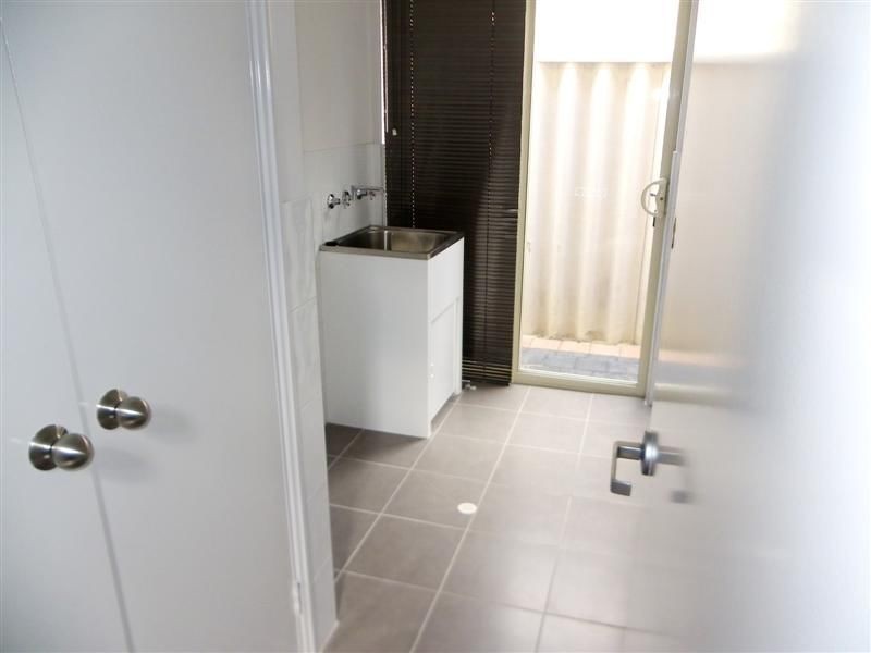 1/6 Morgan Street, Cannington WA 6107