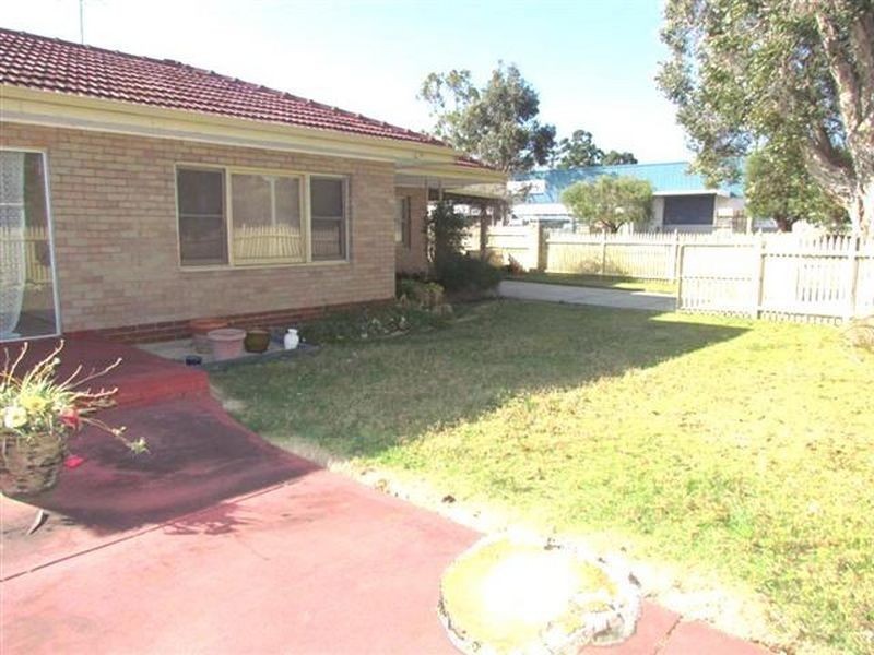 21 Acton Avenue, Bentley WA 6102