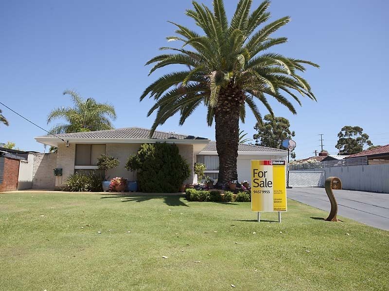 61 Bass Road, Bull Creek WA 6149
