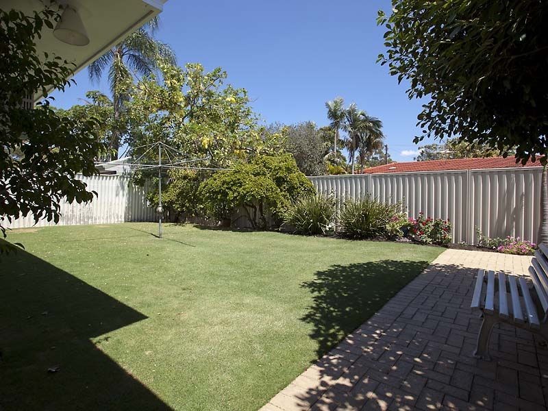 61 Bass Road, Bull Creek WA 6149