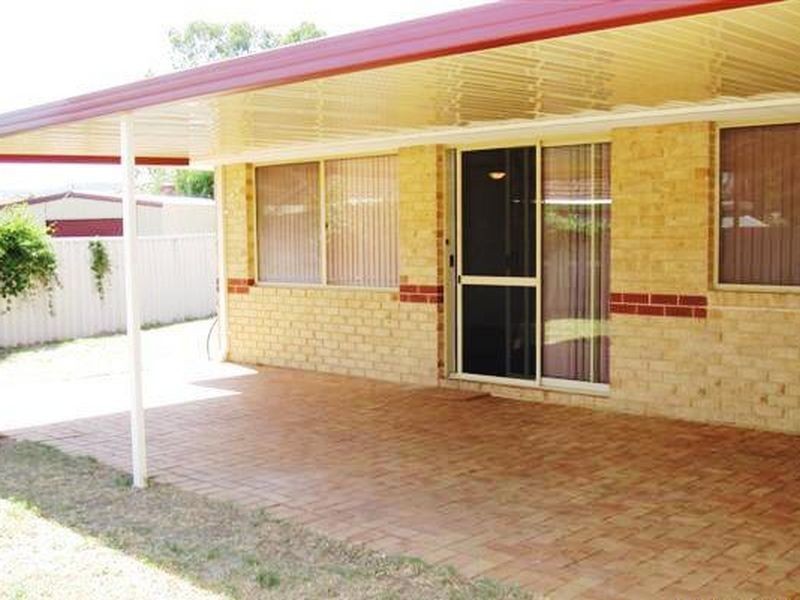 16 Fillmore Way, Gosnells WA 6110