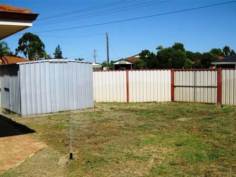 16 Fillmore Way, Gosnells WA 6110