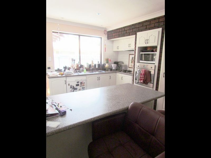 12 Tudor Avenue, Shelley WA 6148