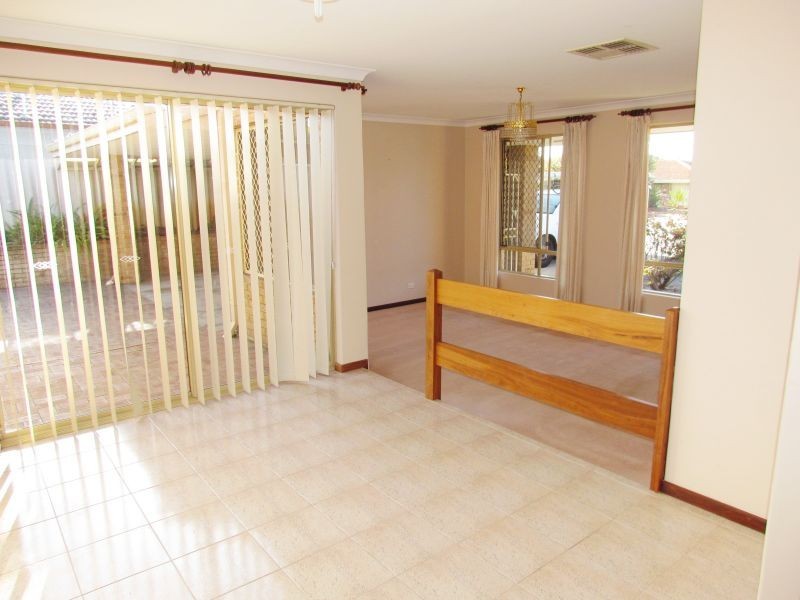 85 Keslake Way, Parkwood WA 6147